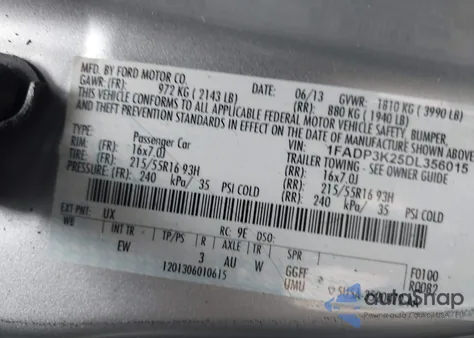 2013 Ford Focus Se z USA, uszkodzony, nr VIN 1FADP3K25DL356015